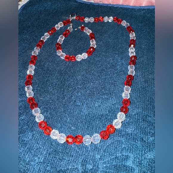 Necklace and bracelet set - Picture 2 of 3